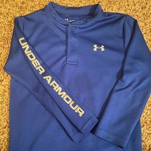 UA BOYS LOMG SLEEVE DRI FIT